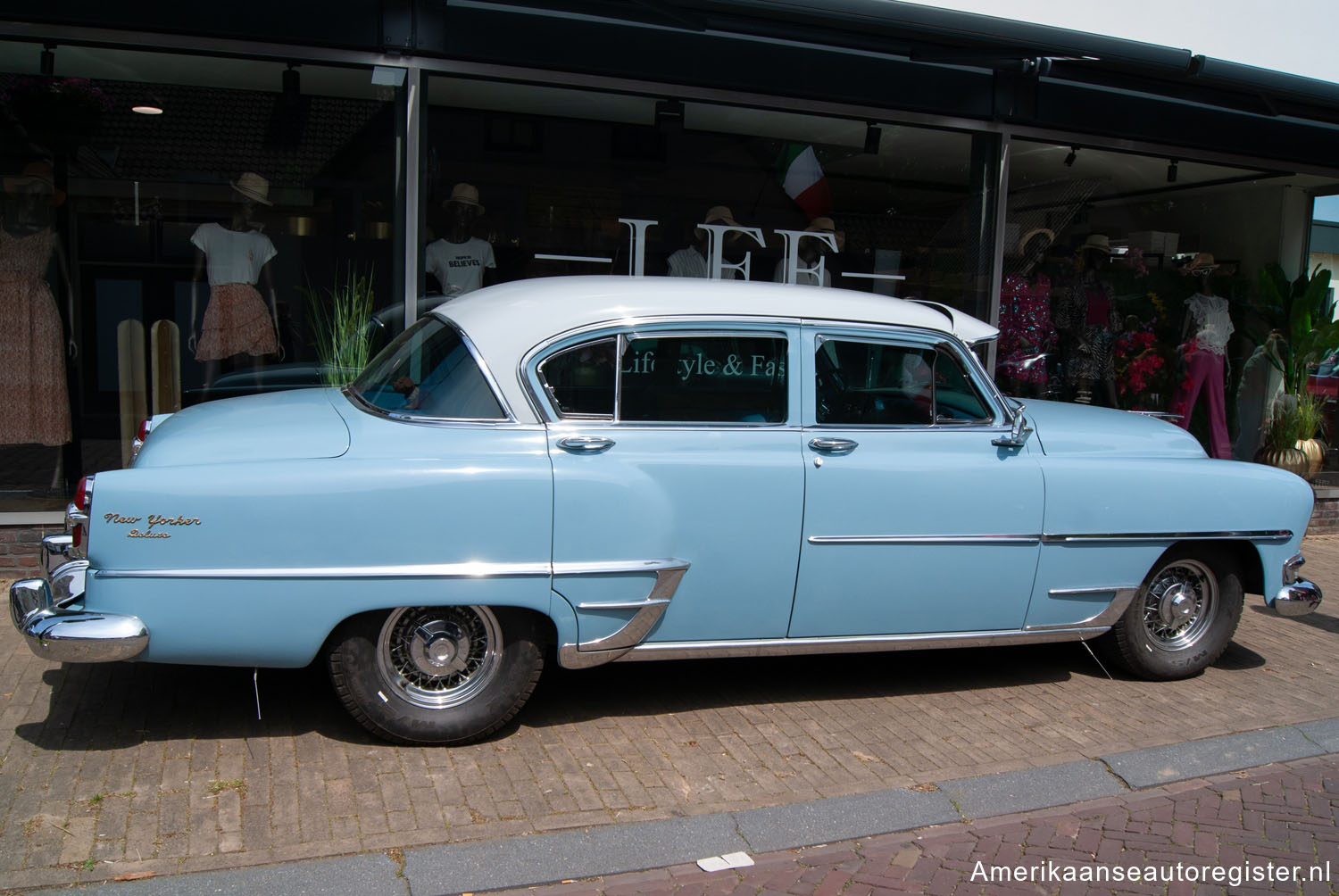 Chrysler New Yorker uit 1954